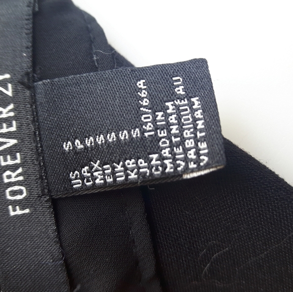 Size S Forever 21 black dress shirts - Picture 4 of 15